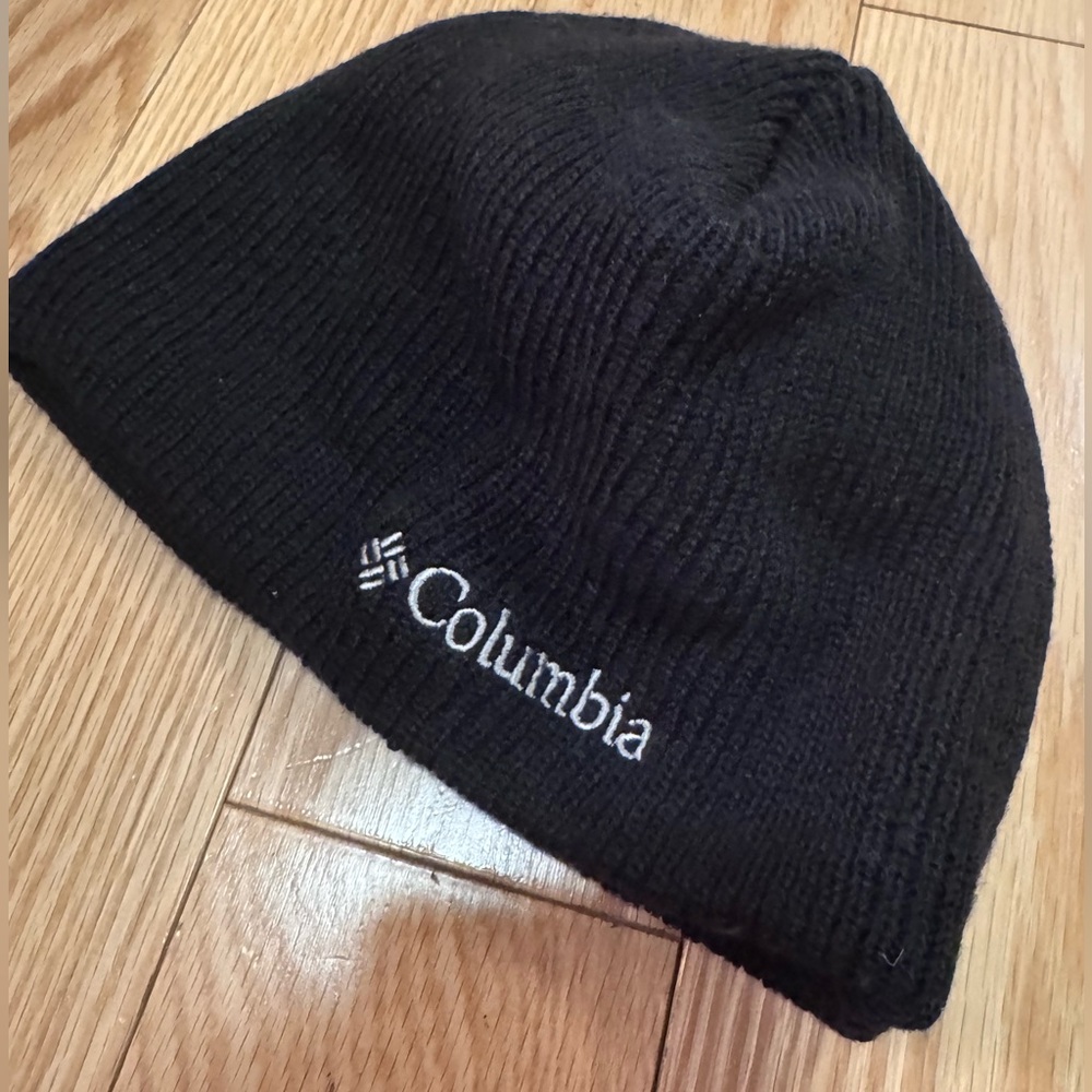 Columbia knit winter beanie
